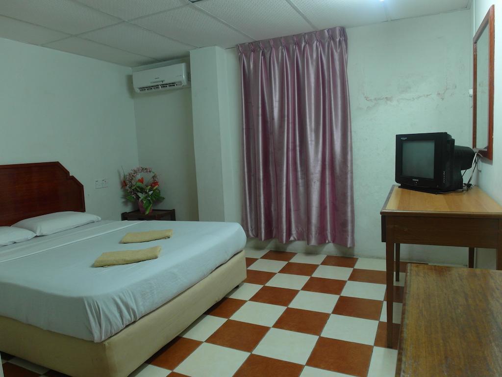 Silverwood Inn Miri Zimmer foto